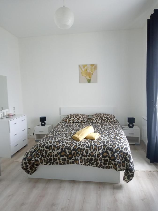 Duplex Agreable Et Calme Apartment ชาโต-เทียร์รี ภายนอก รูปภาพ